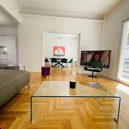 130m Luxury In The Heart Of Apartment