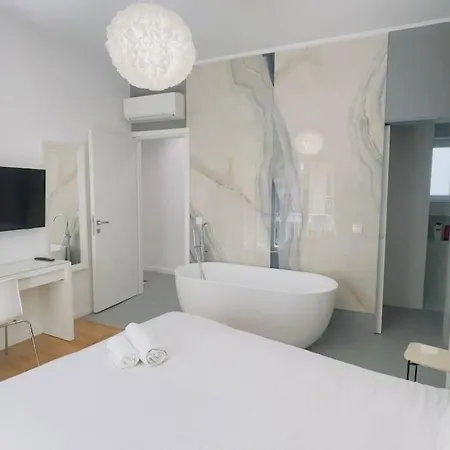 Apartment 130m Luxury In The Heart Of Athens