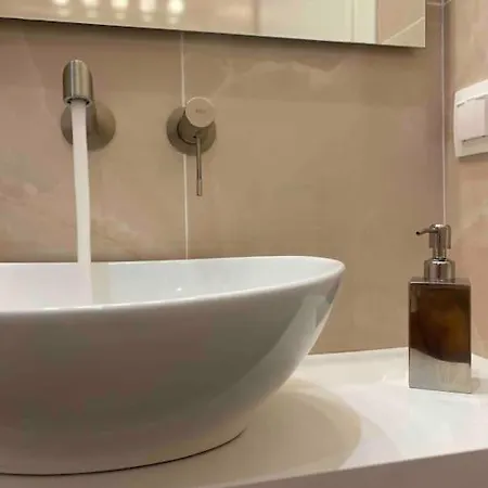 130m Luxury In The Heart Of Apartment Athens