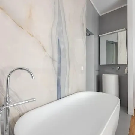 Apartment 130m Luxury In The Heart Of Athens