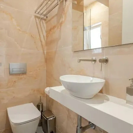 Apartment 130m Luxury In The Heart Of